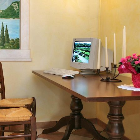 La Zerla Bed & Breakfast Bardolino Exterior photo